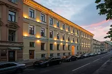 HOVARD HOTEL