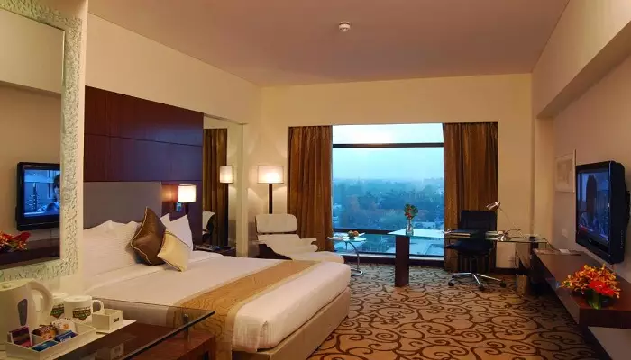 COUNTRY INN SAHIBABAD or HYATT CENTRIC