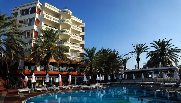 HOTEL ELEGANCE