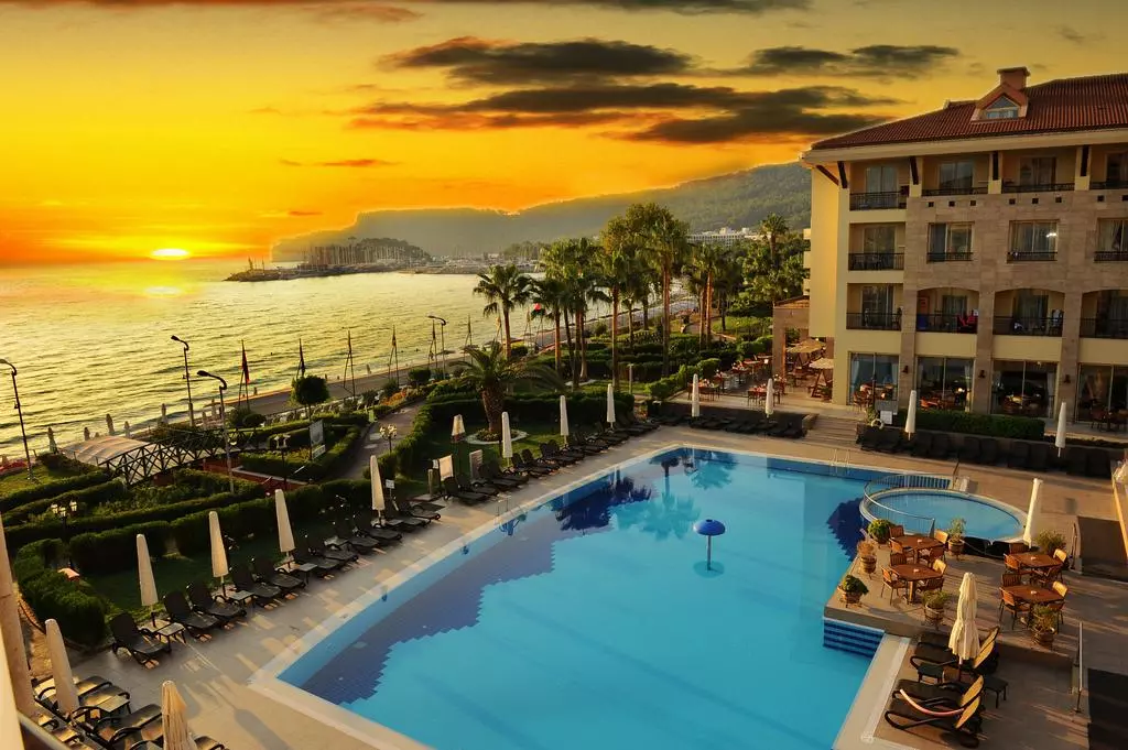 FAME RESIDENCE KEMER