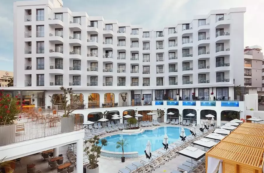 HOTEL LALILA BLUE SUITES
