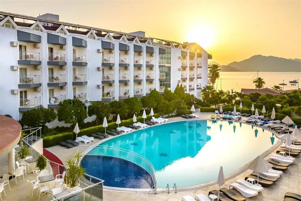 HOTEL LUNA BEACH Deluxe