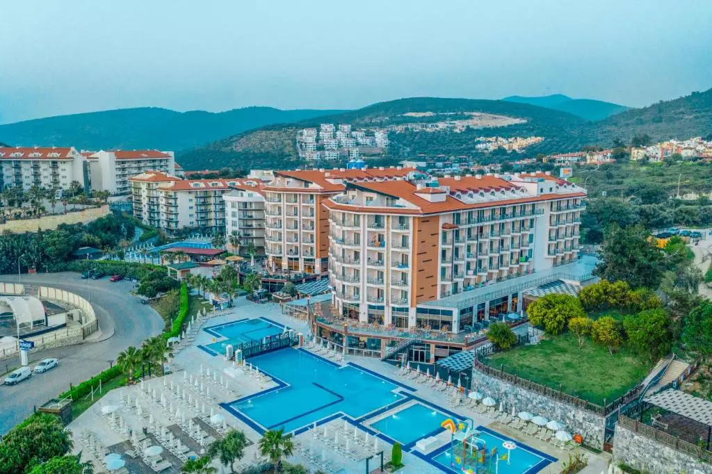 HOTEL RAMADA RESORT GOLF