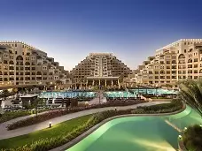 RIXOS BAB AL BAHR