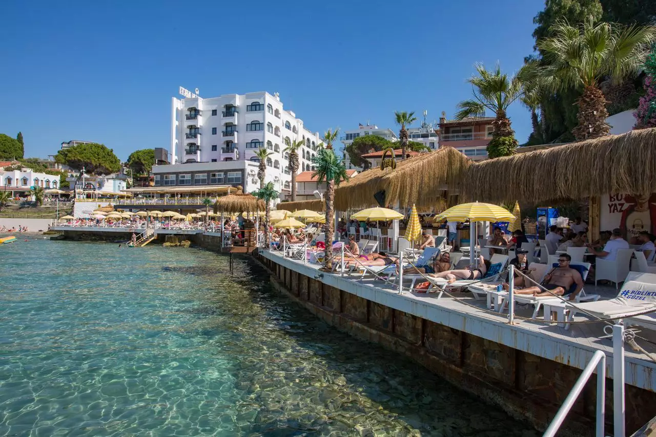 MARTI PRIME BEACH