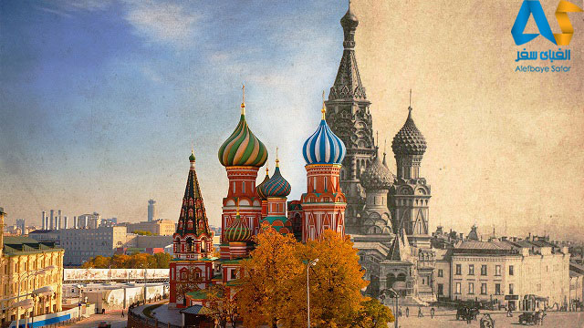 كليساي سنت باسيل قديمي و جديد مسكو روسيه در يك تصوير