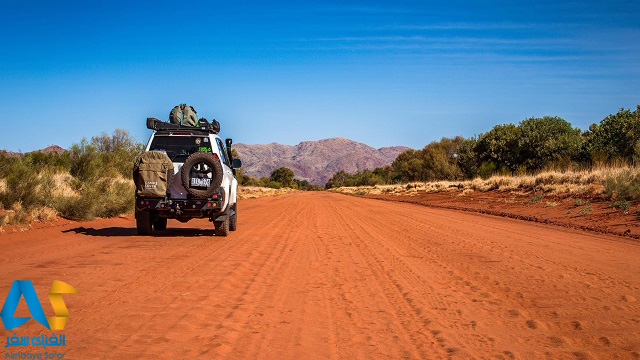 خودروی آفرود در محدوده قبیله کیویررکورا در استرالیای غربی