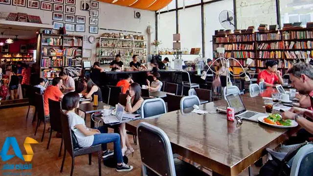 کافه The Bookworm پکن،الفبای سفر