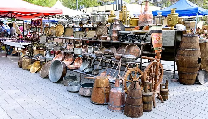 بازار ورنیساج ارمنستان