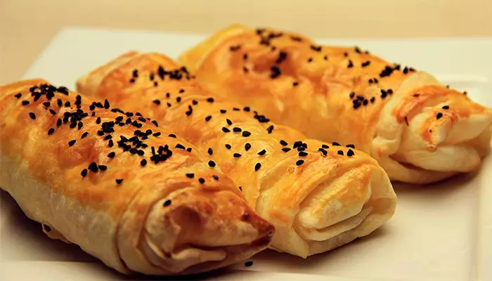 بورک از غذاهای معروف ترکیه