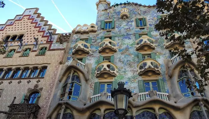 عمارت کازا باتلو در بارسلونا
