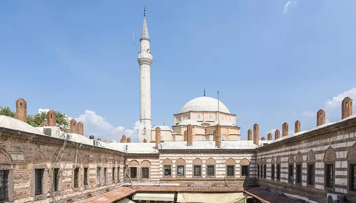 مسجد حصار از معروفترین جاهای دیدنی ازمیر