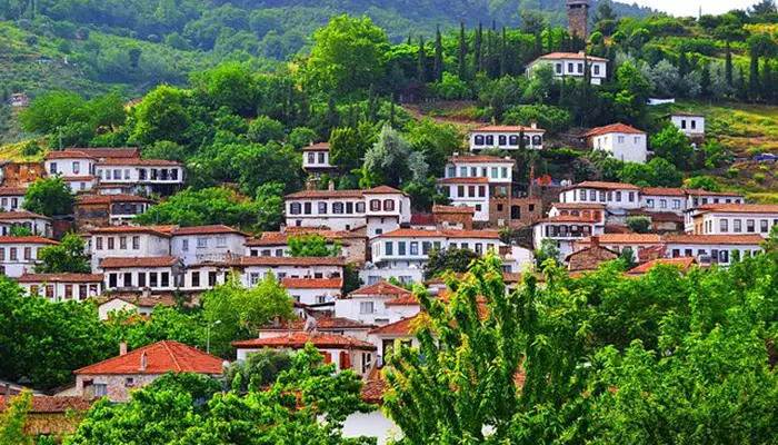 روستای کیرازلی از بهترین جاهای دیدنی کوش آداسی