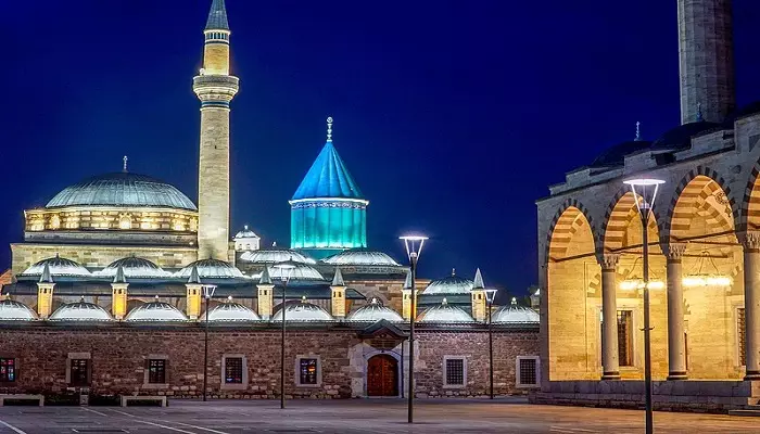 مقبره مولانا در قونیه