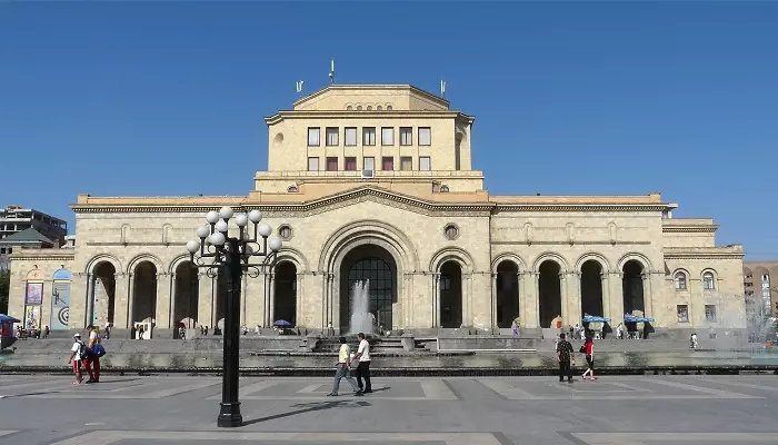 گالری ملی از جاذبه های دیدنی ارمنستان