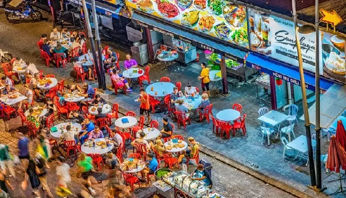 خیابان الور از جاهای دیدنی کوالالامپور