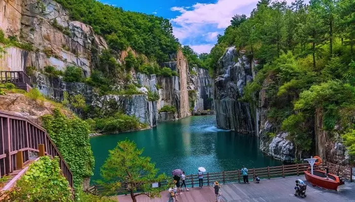 دره پوئجون از زیباترین جاهای کره جنوبی