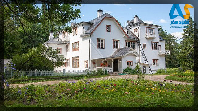خانه پلونوف در شهر تاروسا در نزديكي مسكو روسيه