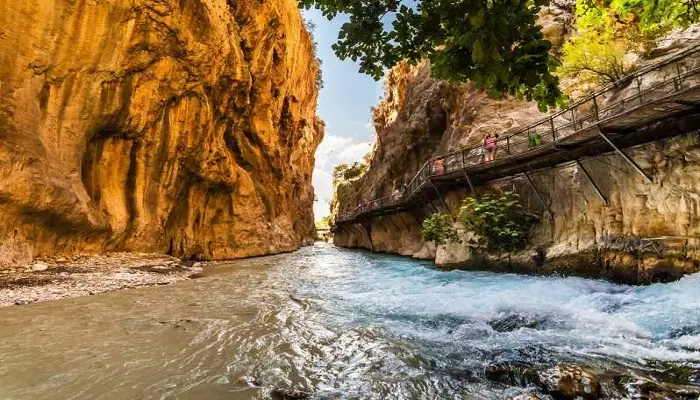 دره ساکلیکنت از جاهای دیدنی فتحیه