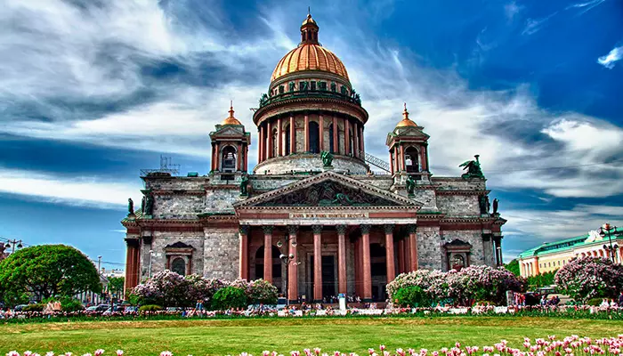 کلیسای جامع سنت ایزاک