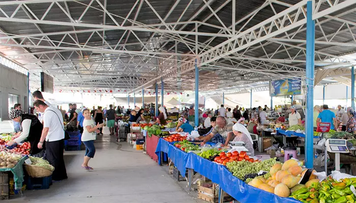 یکشنبه بازار مارماریس