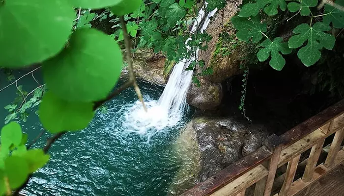 آبشار تارگوت از جاهای دیدنی ترکیه