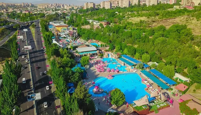 پارک آبی واتر ورلد ایروان