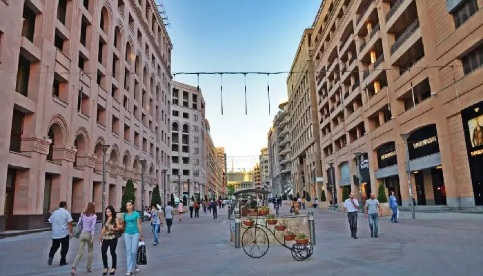 خیابان معروف ایروان