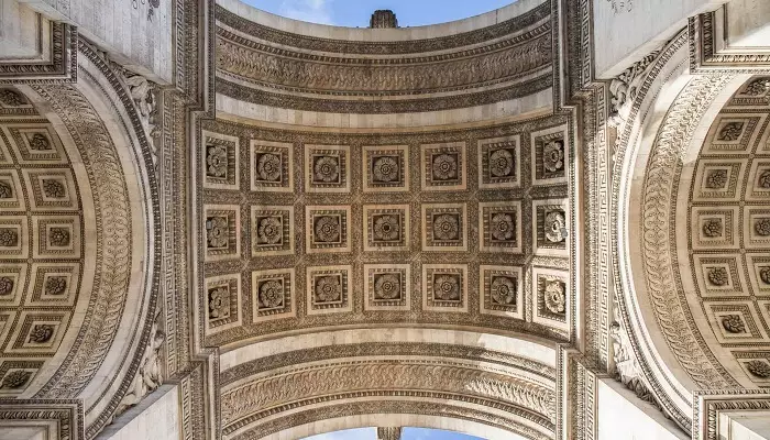 طاق پیروزی پاریس