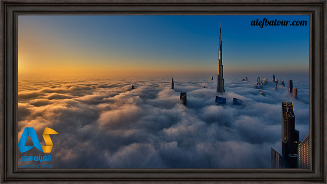 برج خلیفه در ابر