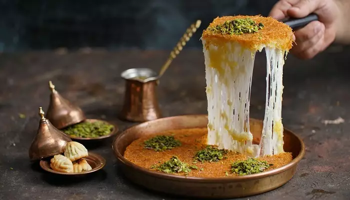 کنافه از غذاهای دبی