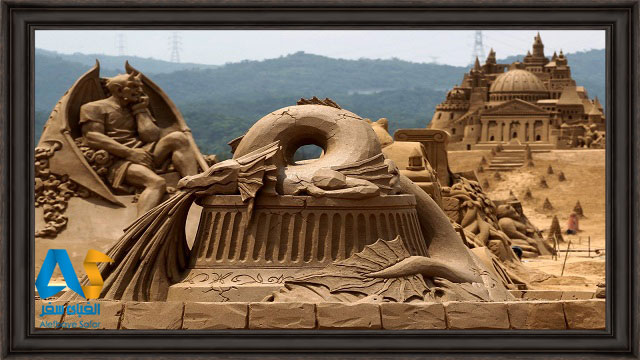 مجسمه اژدهای خوابیده در جشنواره مجسمه های ماسه ای آنتالیا