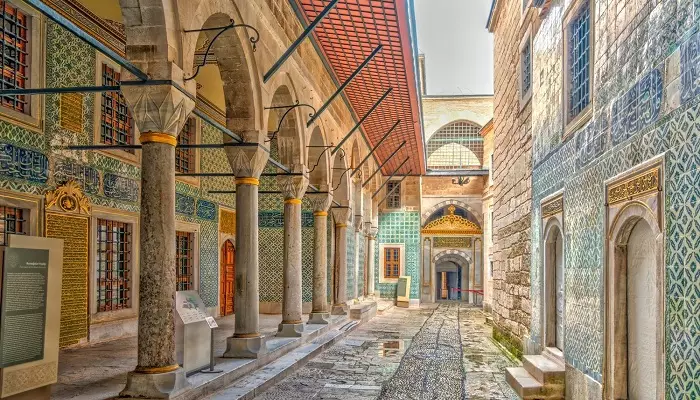 جاهای دیدنی استانبول در اطراف اب انبار باسیلیکا کجاست