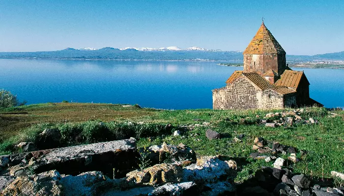 تفریحات ارمنستان در بهار