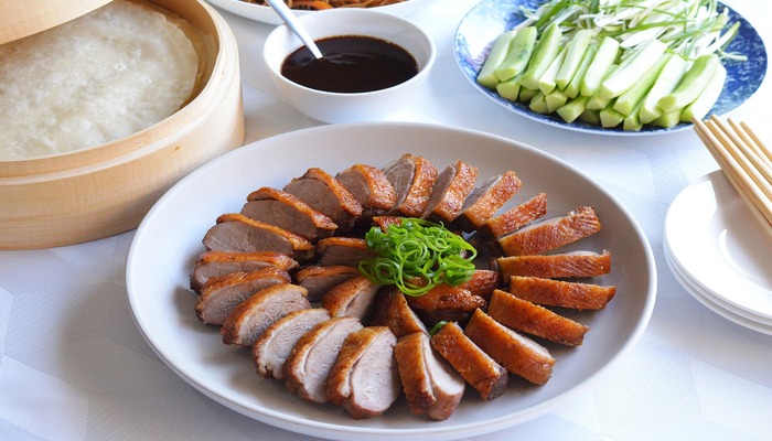 اردک پکنی از غذاهای چینی
